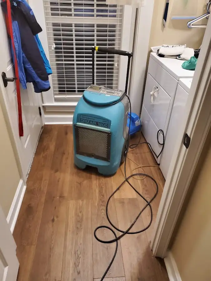 Commercial dehumidifier deployed for Flood Damage Cleanup in Niceville